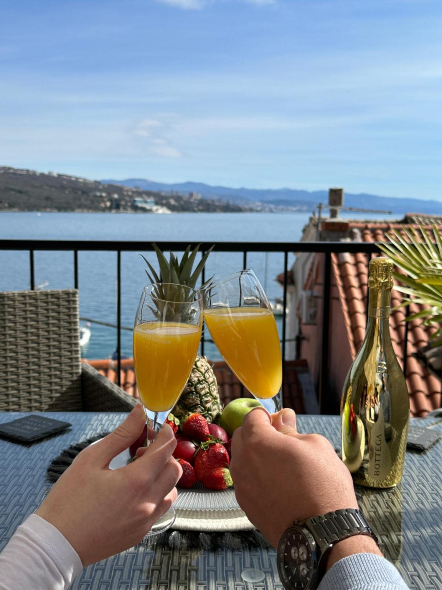 Villa Volos Apartment Karmen With Roof Terrace, Sea View, Free Private Parking Abbazia Esterno foto